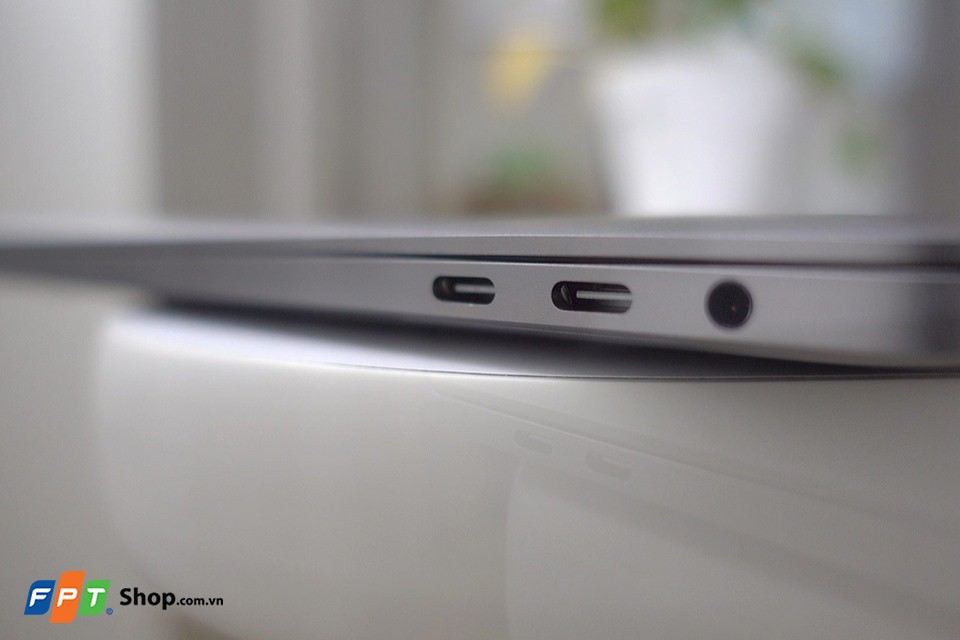 Macbook Pro 13 inch Touch Bar 512GB (2017)